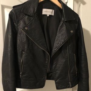 Leather jacket in new condition size SM